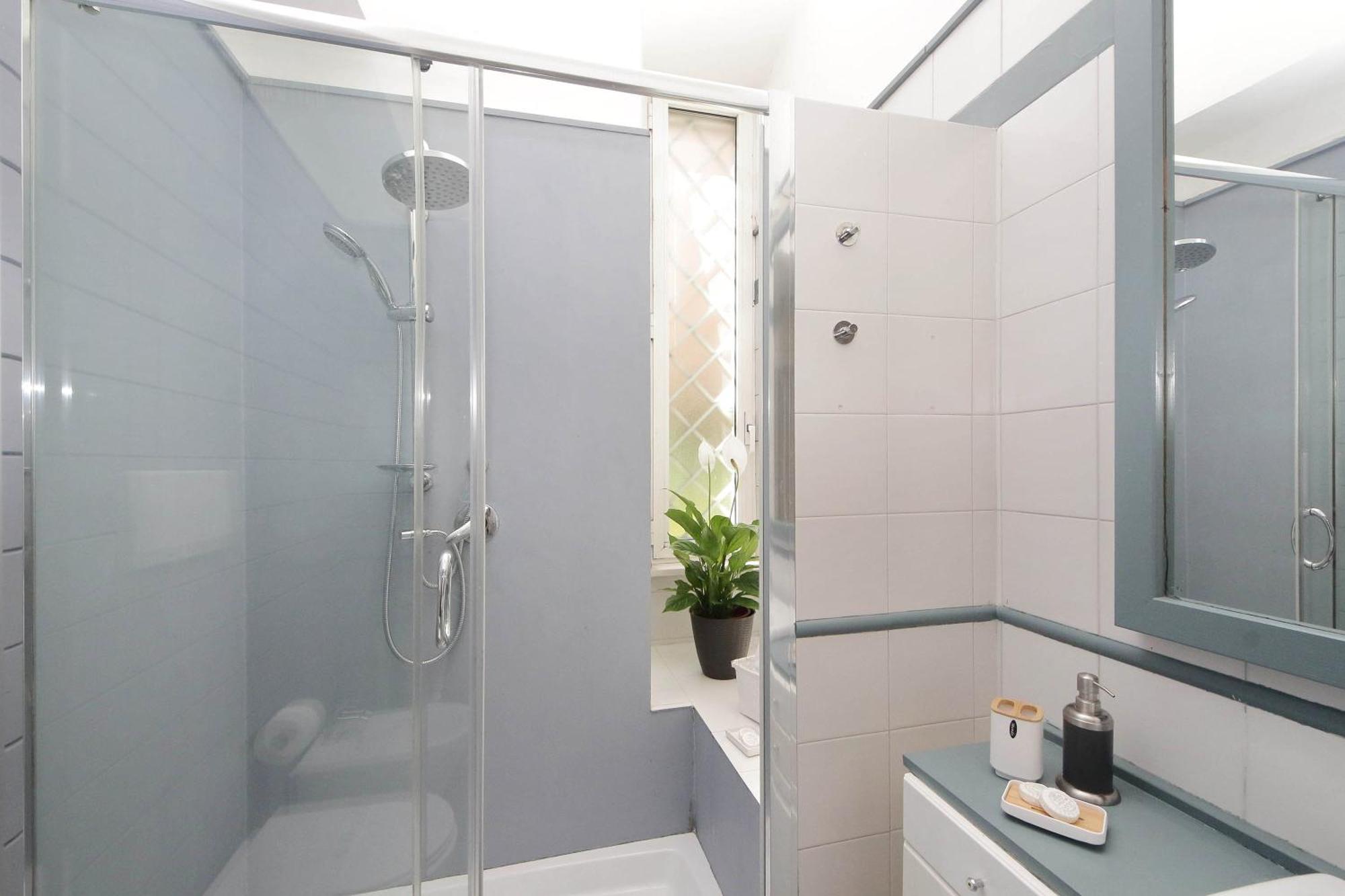Luxury Apartment For 10 Central Vaticano S'Peter Basilica Aircond Netflix - Sky Wifi Apartamento *