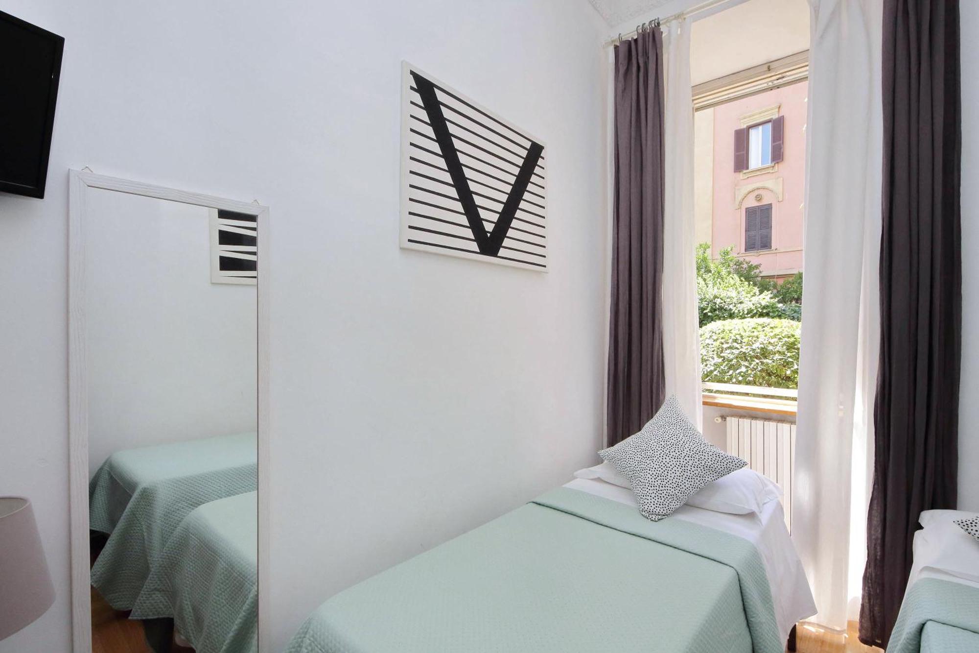 Luxury Apartment For 10 Central Vaticano S'Peter Basilica Aircond Netflix - Sky Wifi Roma