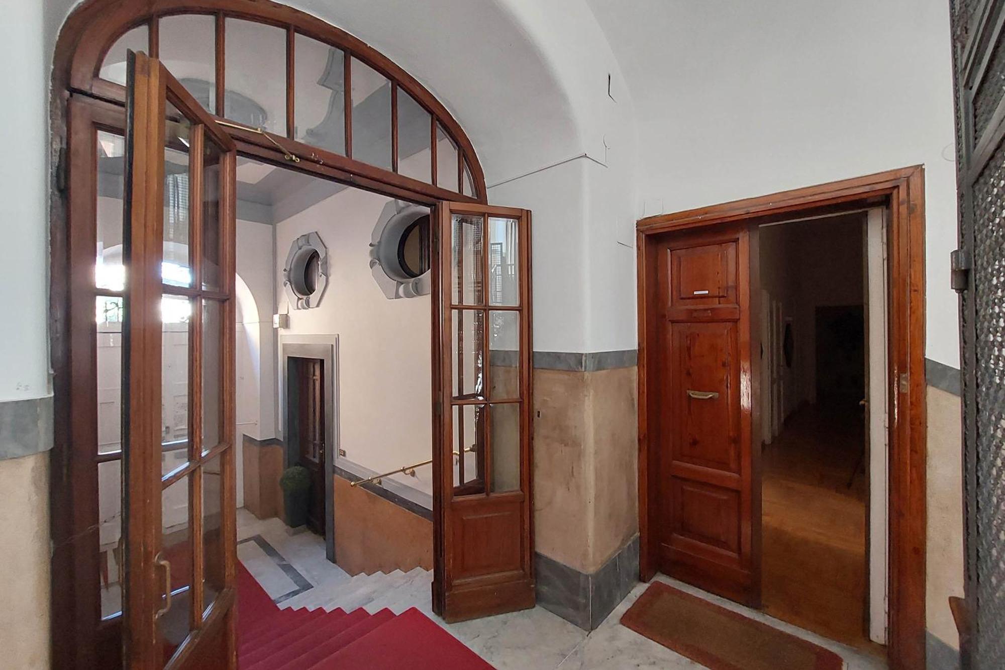 Luxury Apartment For 10 Central Vaticano S'Peter Basilica Aircond Netflix - Sky Wifi * Roma