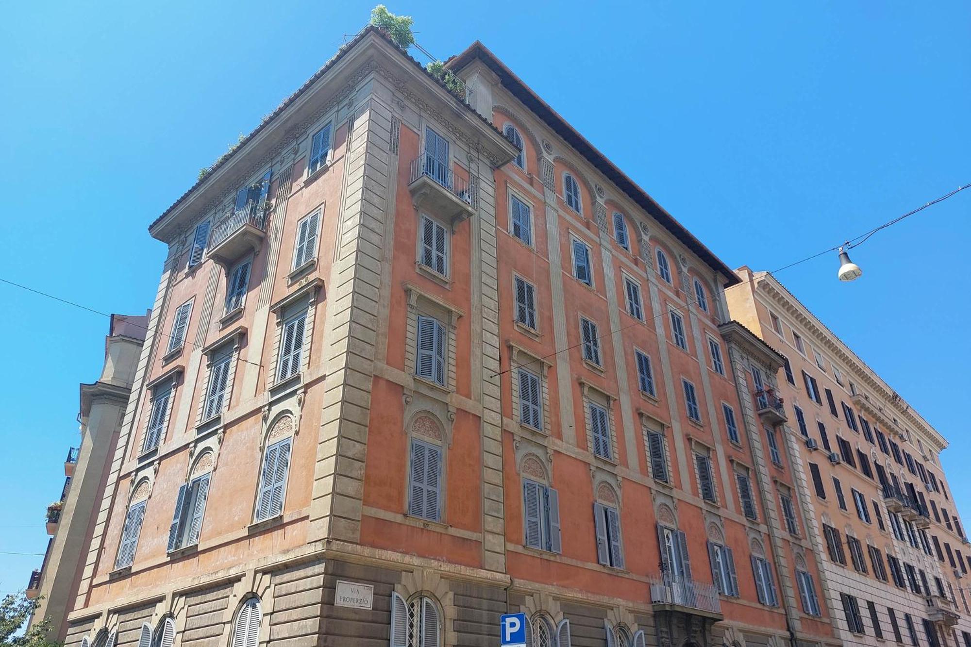Luxury Apartment For 10 Central Vaticano S'Peter Basilica Aircond Netflix - Sky Wifi * Roma