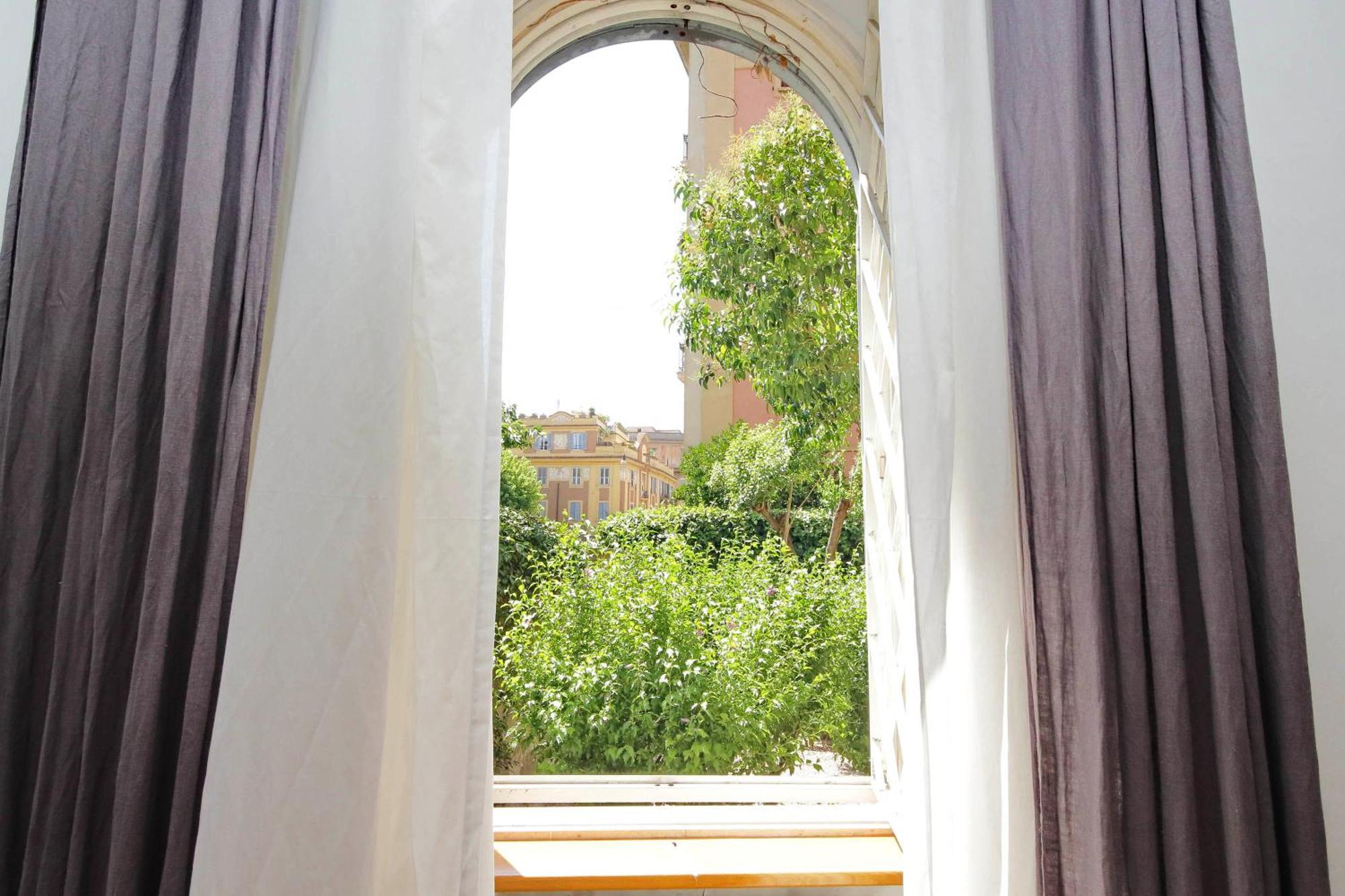 Luxury Apartment For 10 Central Vaticano S'Peter Basilica Aircond Netflix - Sky Wifi *