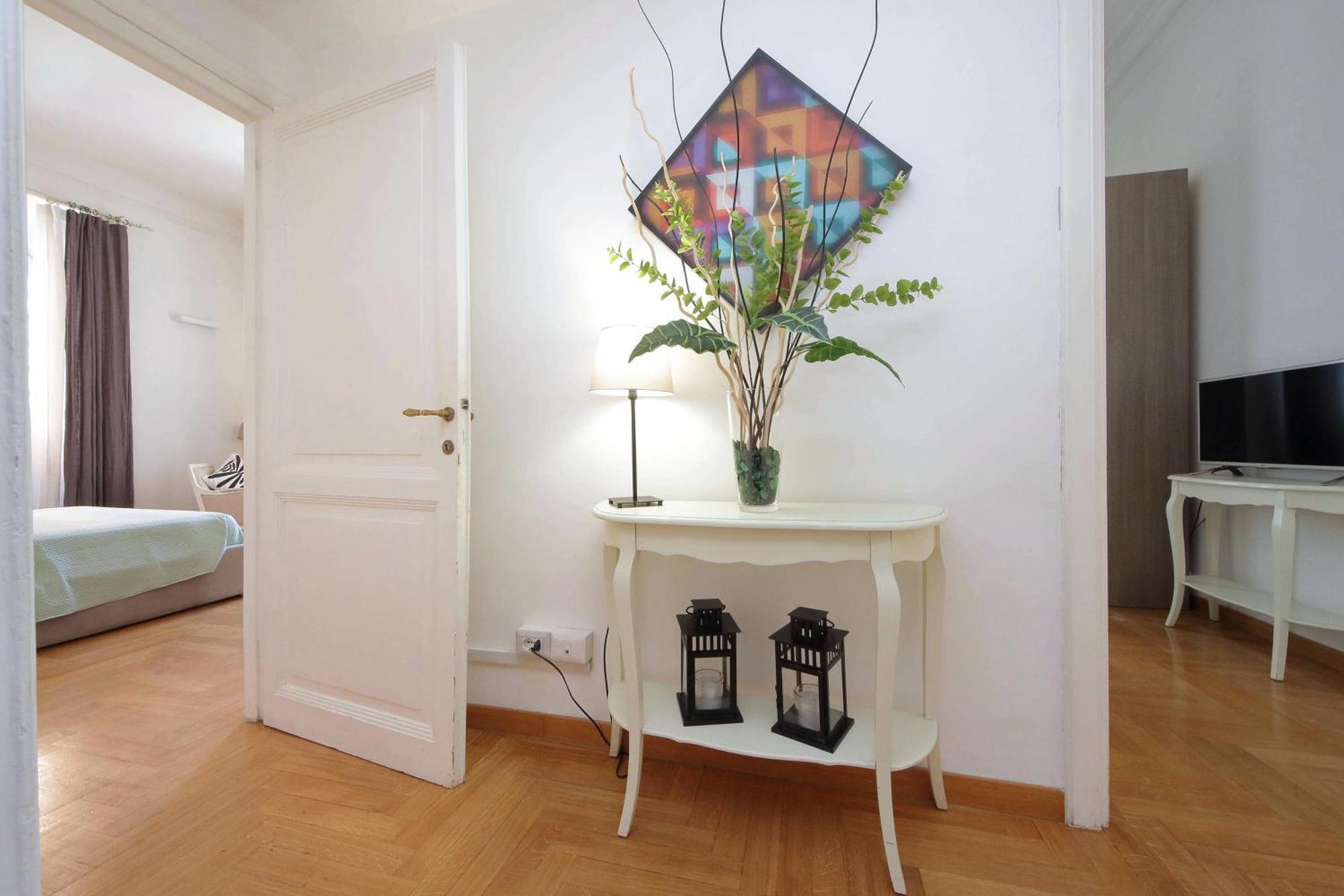 Luxury Apartment For 10 Central Vaticano S'Peter Basilica Aircond Netflix - Sky Wifi Roma