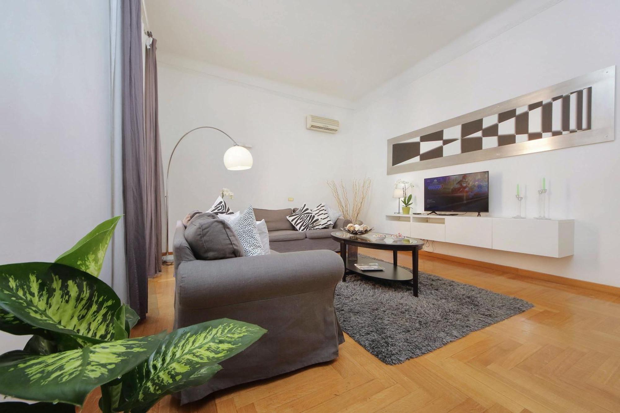 Apartamento Luxury Apartment For 10 Central Vaticano S'Peter Basilica Aircond Netflix - Sky Wifi *