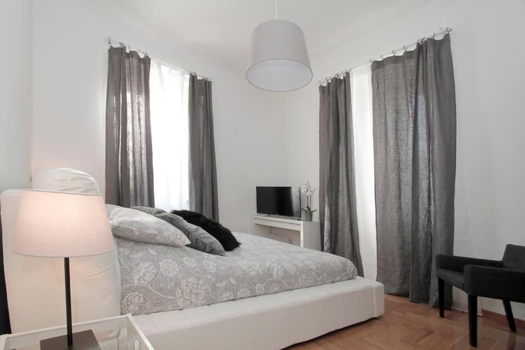Appartamento Properzio Lux, Fusione Di Eleganza E Prestigio